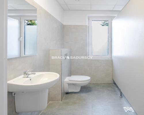 6 pomieszczeń Okolica Huty T. Sendzimira