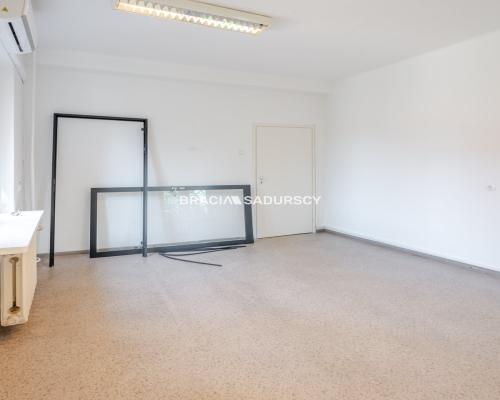 6 pomieszczeń Okolica Huty T. Sendzimira