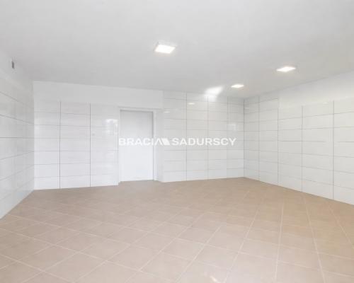 LOKAL USŁUGOWY HANDLOWY MNIKÓW PARKING 82M2