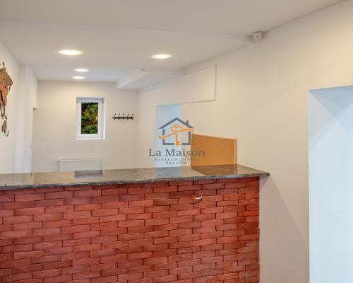 Zakopiańska, idealny na siedzibę firmy.