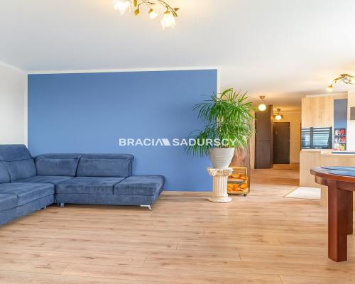 Sprzeedam, 4 pokoje na Bohomolca