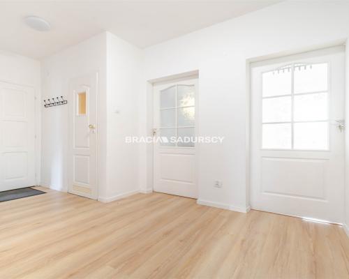 64m2 4 pok+ os kuchnia balkon Bronowice