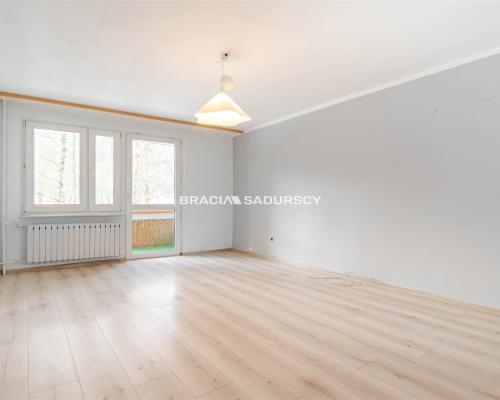 Mieszkanie w parku/2 niezależne pokoje/duży balkon