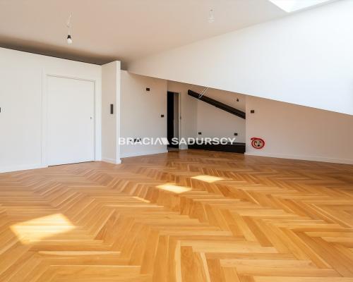 Krakowska Wenecja: Twój Nowy Dom w Sercu Kultury!