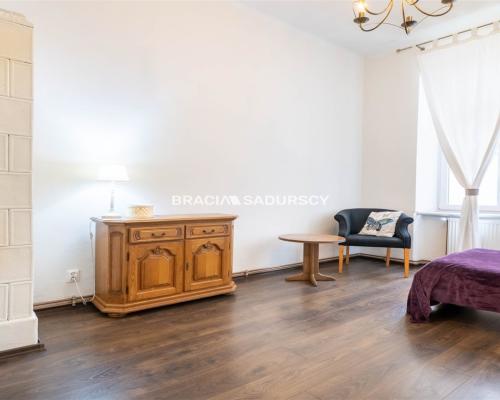 3 pokoje, 70m2 w sercu Krakowa - ul.Długa