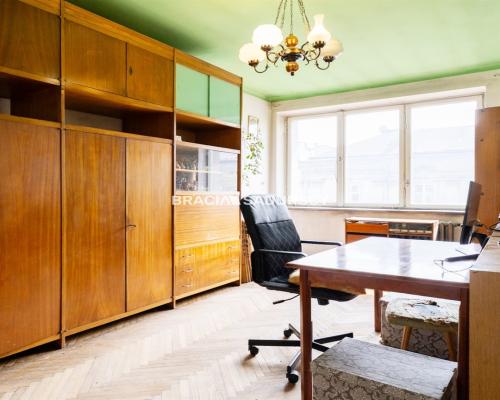 Mieszkanie z balkonem – ul. Szlak, centrum Krakowa