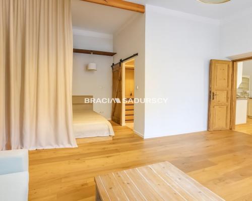 Wyjątkowe mieszkanie 75 m w sercu Starego Podgórza