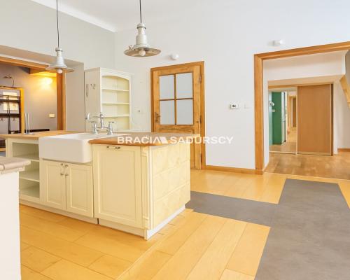 Wyjątkowe mieszkanie 75 m w sercu Starego Podgórza