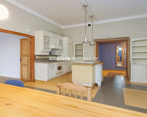 Wyjątkowe mieszkanie 75 m w sercu Starego Podgórza