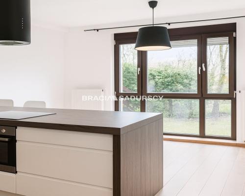 Bronowice, 45m2 + ogródek, ul. Smętna