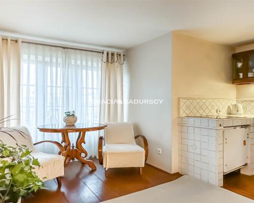 KAWALERKA / STARE MIASTO / ALEJE / RYNEK