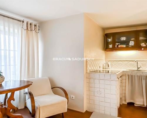 KAWALERKA / STARE MIASTO / ALEJE / RYNEK