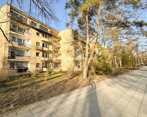 Dwupokojowe jasne mieszkanie w centrum.