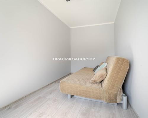 ul. Nowohucka - 2-pokojowe mieszkanie z balkonem