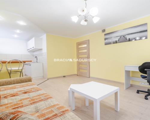 DO WYNAJĘCIA 2 POKOJE RACŁAWICKA / WROCŁAWSKA