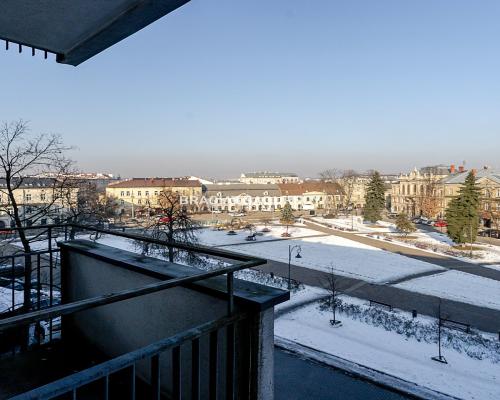 Kawalerka, Rynek Podgórski