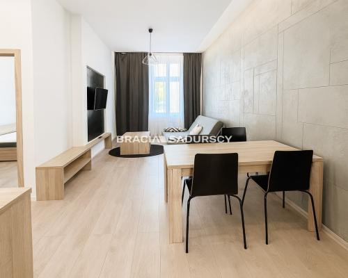 Plac Wolnica, Centrum, 2 pokoje na wynajem