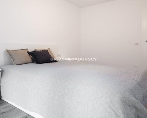 2pok Krowodrza z ogródkiem i parkingiem podziemnym