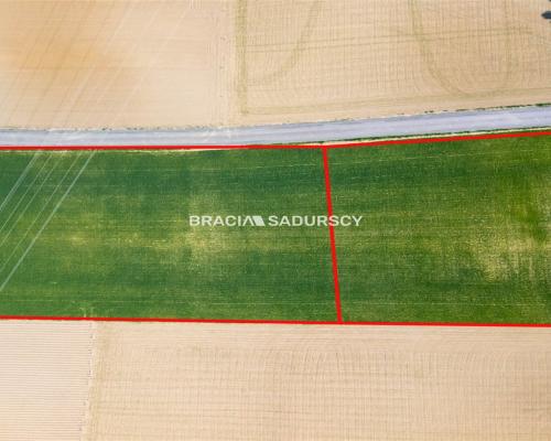 Działka budowlana / 34 + 24 ar