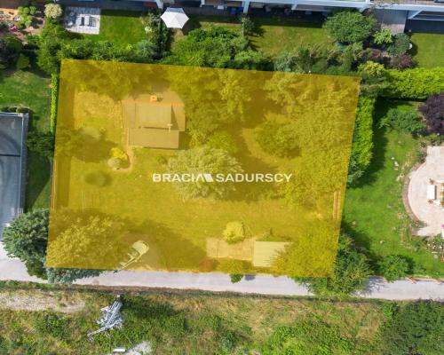 Atrakcyjna działka 9 arowa na Woli Justowskiej