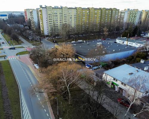 Działka budowlana 1,63 a – Wybickiego – Centrum