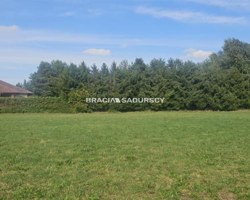 Wyjątkowa działka budowlana w zielonym Cholerzynie