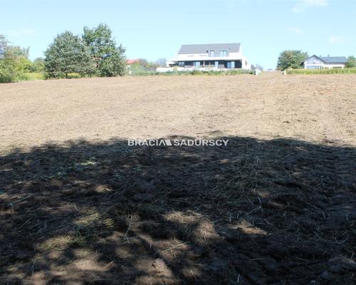 Atrakcyjna działka budowlana w Libertowie.