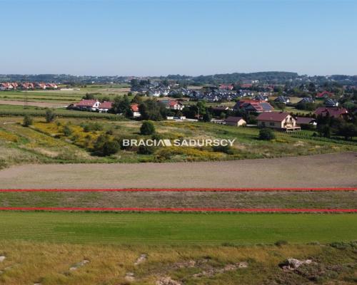 Słoneczna działka zagrodowa w Modlniczce