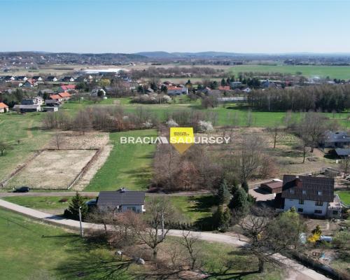 Działka budowlana 17 arów w Wołowicach!