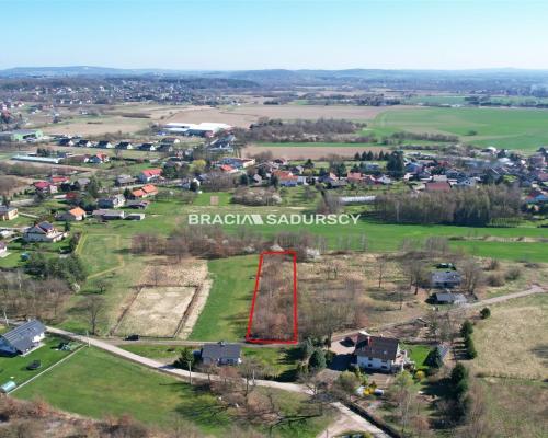 Działka budowlana 17 arów w Wołowicach!