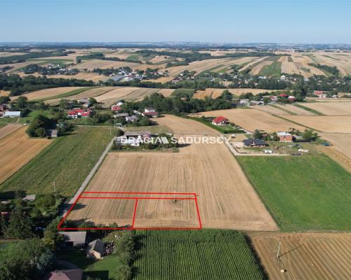 Na sprzedaż działka budowlana 14 a - Lesieniec / Sieciechowice, gmina Iwanowice  

 Do sprzedania działka budowlana o powierzch