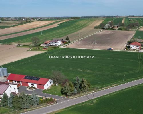 Działka budowlano-usługowa Wezerów, Słomniki