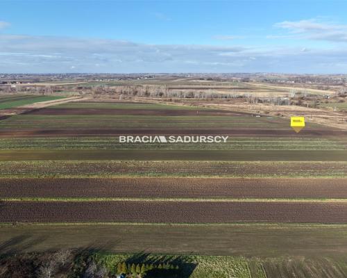 Działka budowlana o pow. 18 ar. w Krakowie.  
Przedmiotem oferty jest nieruchomość gruntowa niezabudowana o nr ew.  54/1  położ