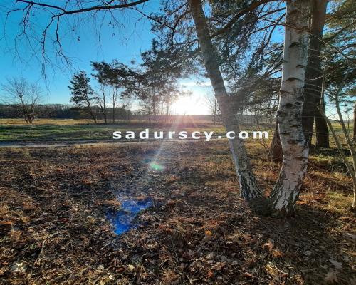 Bardzo ładna działka budowlana 2500m2 w Baniosze, gm. Góra Kalwaria, na terenach zielonych, w otulinie Chojnowskiego Parku Kraj