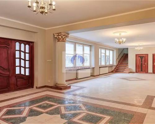 Saska Kępa: willa biurowa 687 m2