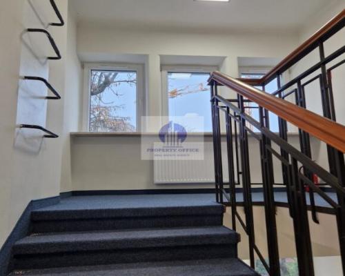 Mokotów: budynek biurowy 489m2