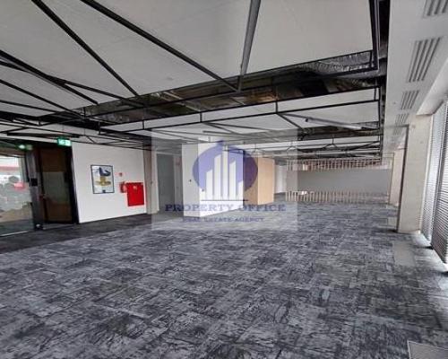 Włochy: lokal biurowy do podnajmu