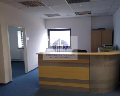 Włochy: lokal biurowy na wynajem