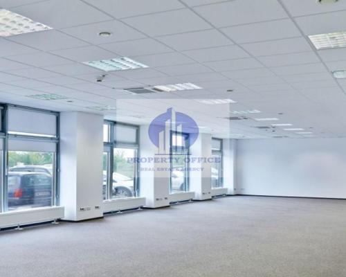 Włochy: lokal magazynowo-biurowy na wynajem