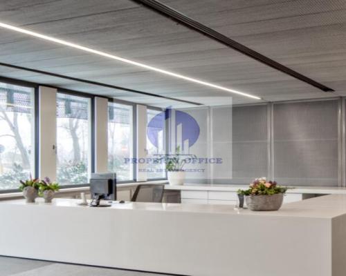 Włochy: lokal biurowy na wynajem