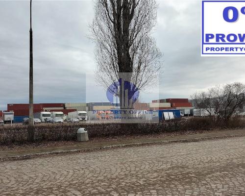 Praga Północ: plac na wynajem