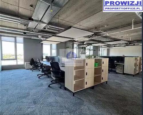 Włochy: lokal biurowy o pow. 957 m2