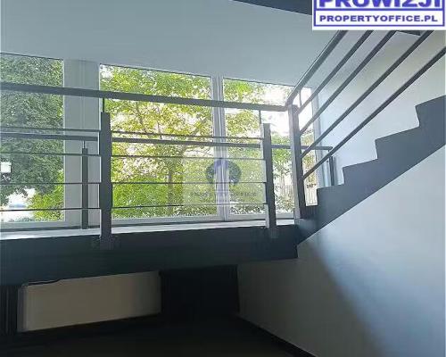 Włochy: lokal biurowy na wynajem