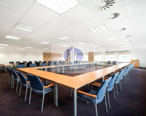 Włochy : lokal biurowy na wynajem