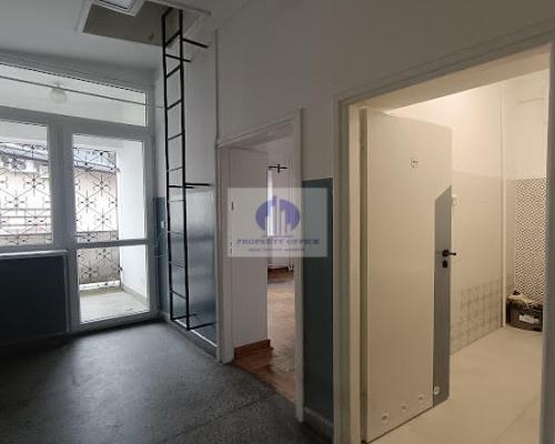 Włochy: lokal biurowy na wynajem