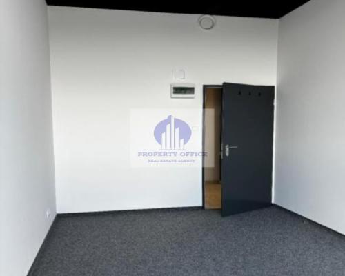 Włochy: lokal biurowy na wynajem