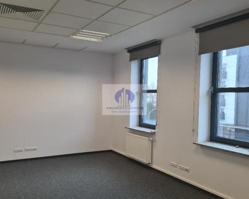 Włochy: lokal biurowy na wynajem