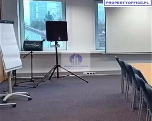 Włochy : lokal biurowy na wynajem