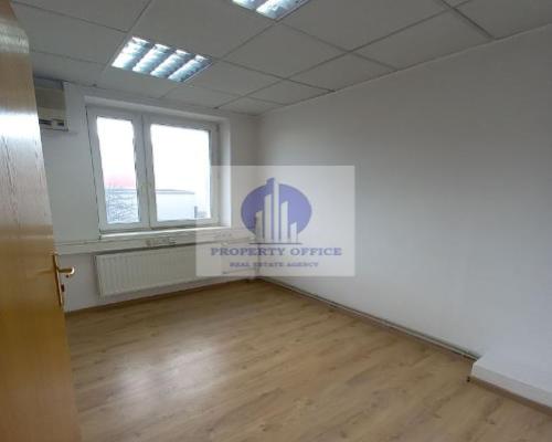 Włochy: lokal biurowy na wynajem