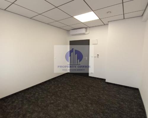 Włochy: lokal biurowy na wynajem